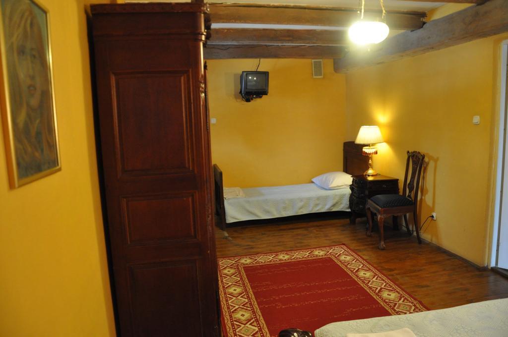 Ostoya Inn & Granary Ясенка Стая снимка