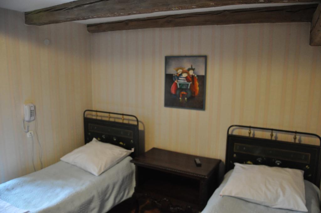 Ostoya Inn & Granary Ясенка Стая снимка