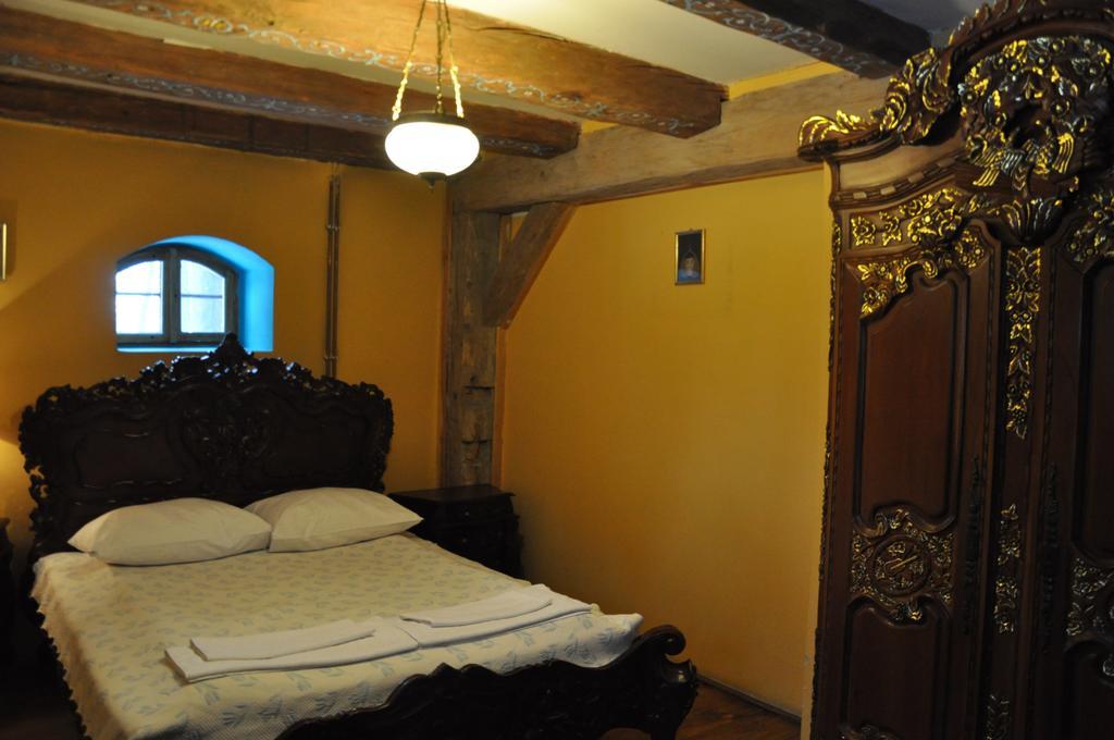Ostoya Inn & Granary Ясенка Стая снимка