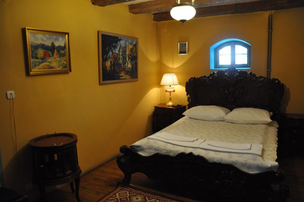 Ostoya Inn & Granary Ясенка Стая снимка