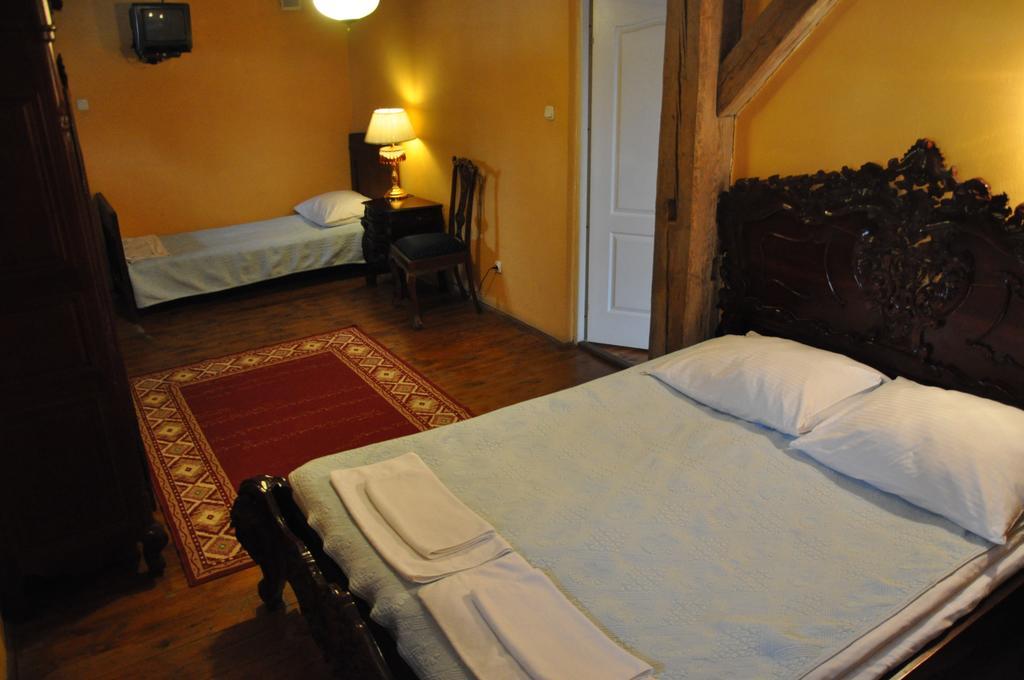 Ostoya Inn & Granary Ясенка Стая снимка