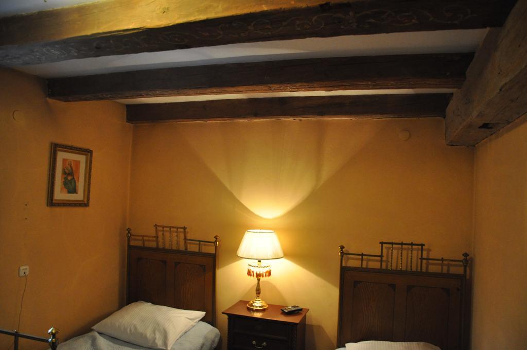 Ostoya Inn & Granary Ясенка Съоръжения снимка